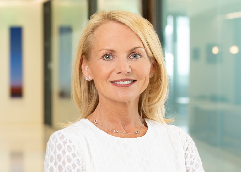Heather Earnhart is a Tulsa female divorce attorney. 